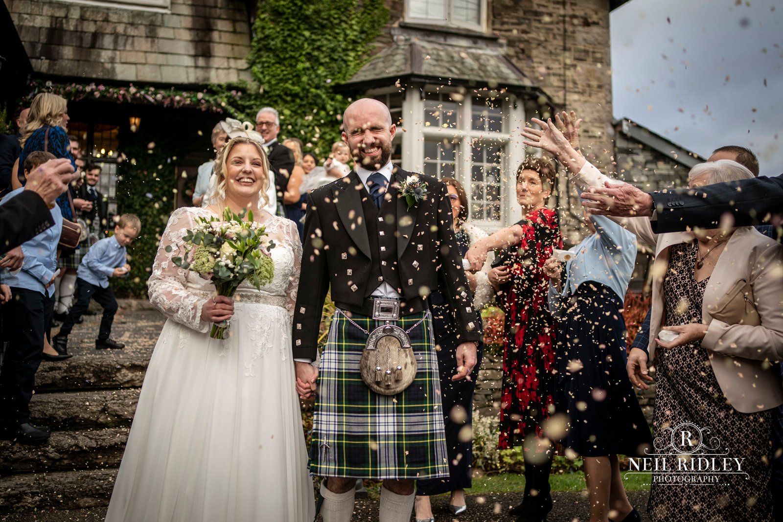 NR906891-Edit Broadoaks Country House Hotel confetti