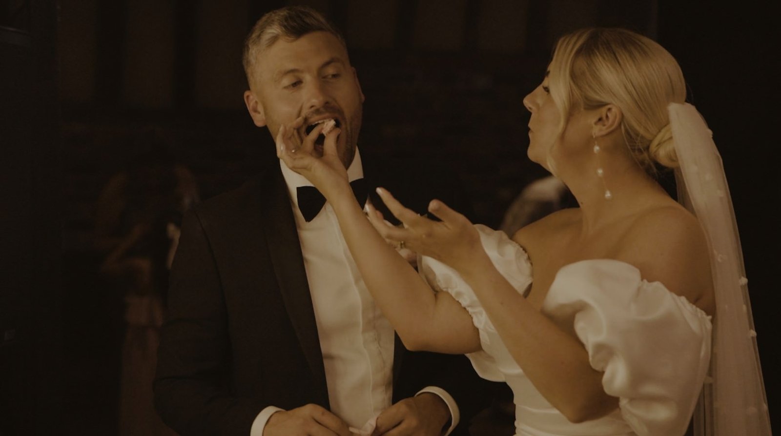 Bunkers Barn Wedding Video Eating Cake Bunkers Barn Wedding Video Eating Cake